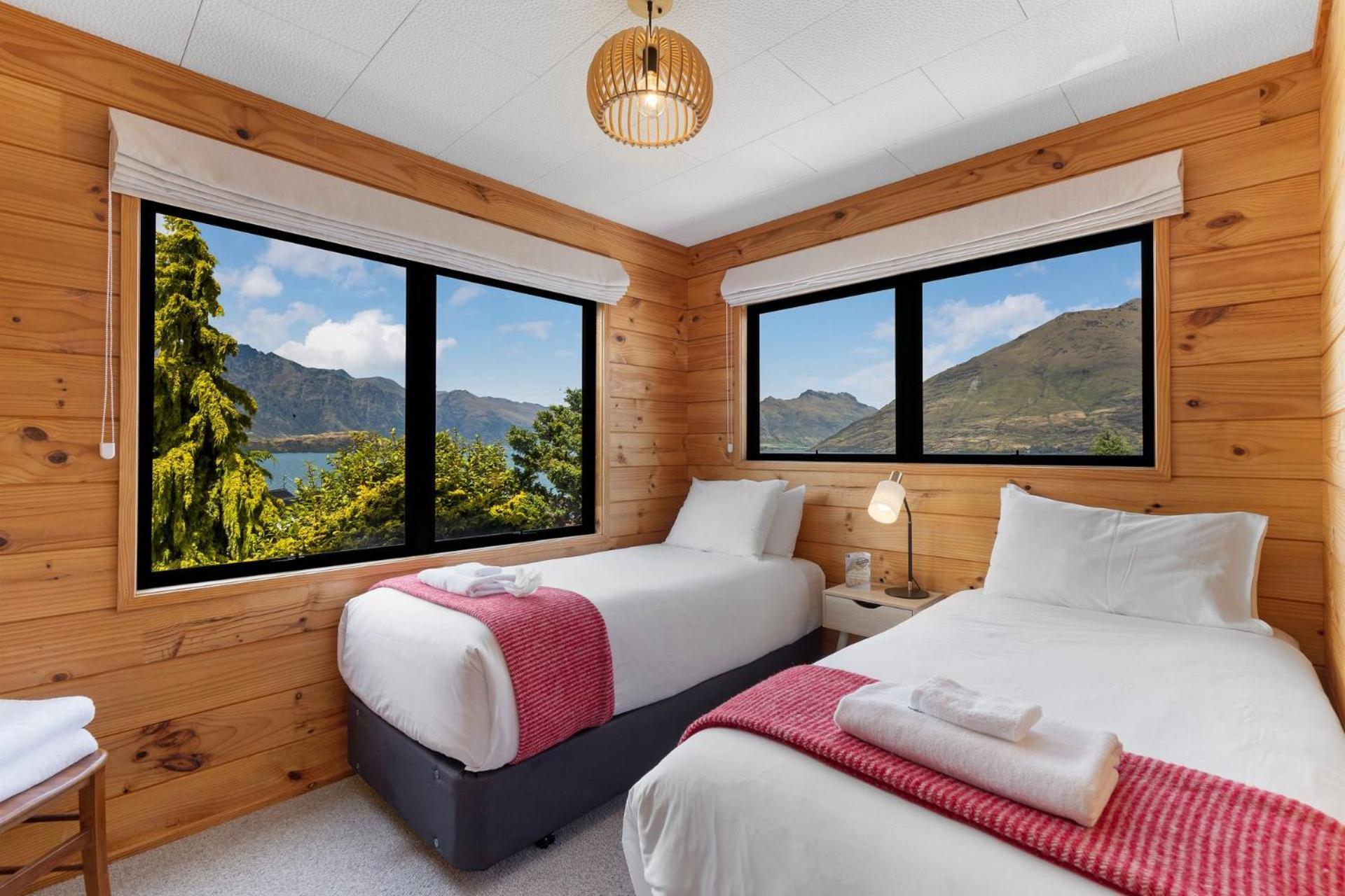 Tranquil Heights Villa Queenstown Exterior photo